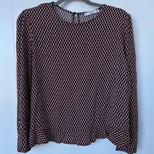 SOLD - MANGO flutter hem blouse